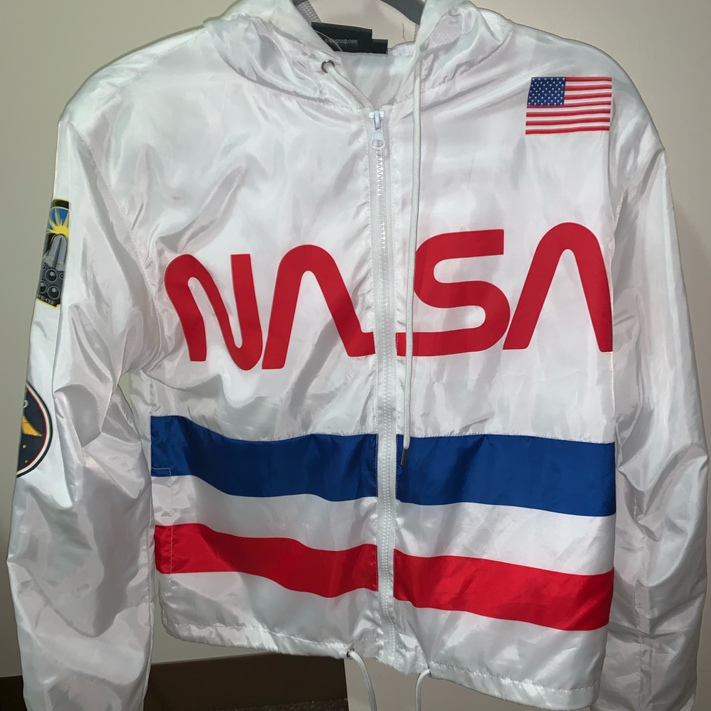 WINDBREAKER